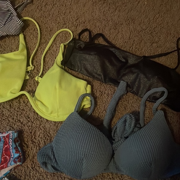 13 BARLEY USED/ SOME NEW swimsuits - Picture 4 of 7